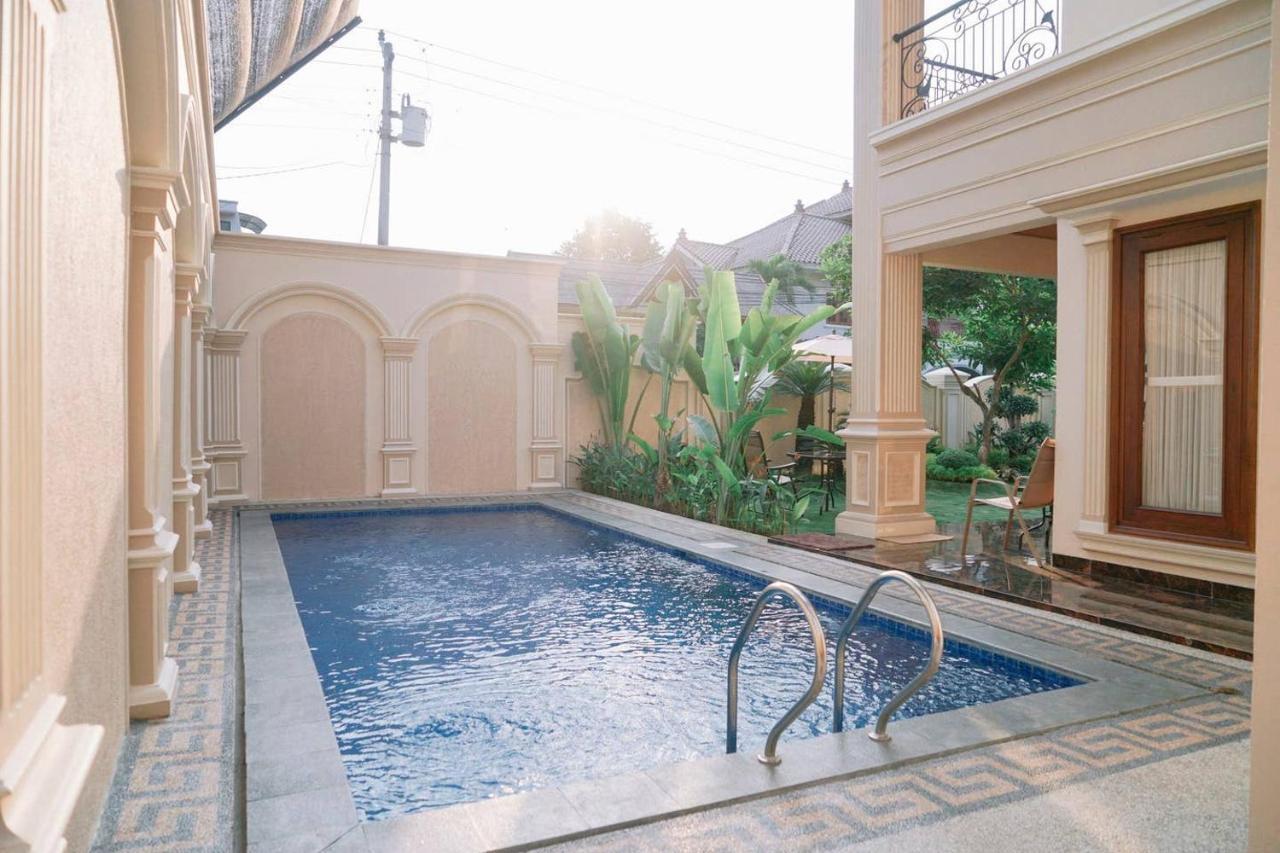 Fernasya House Villa Yogyakarta Exterior photo